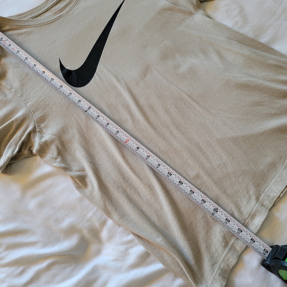 Nike Men's Tan T-Shirt Medium Nike Tee - Picture 5 of 5